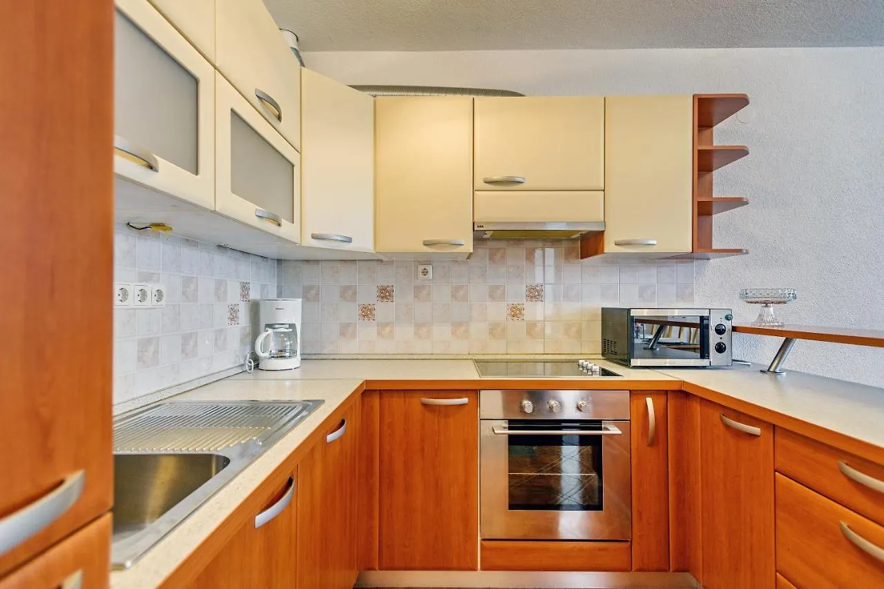 Comfort Apartments In Peaceful Area Zadar - With Garden