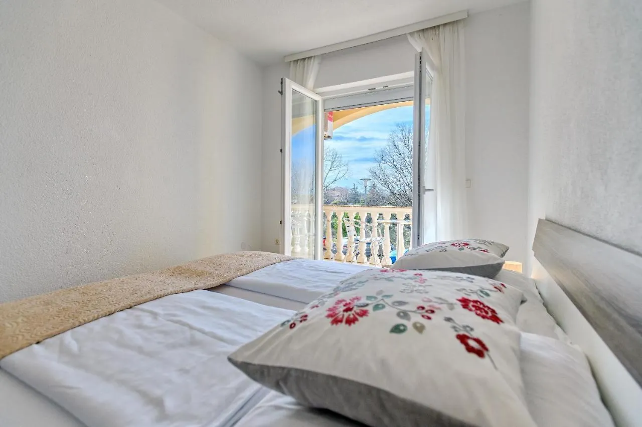 Comfort Apartments In Peaceful Area Zadar - With Garden Chorwacja